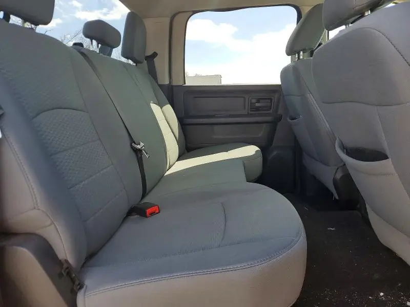 2014 RAM 1500 ST  