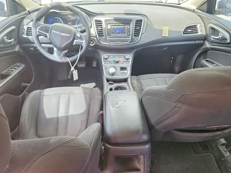 2016 CHRYSLER 200 LX  
