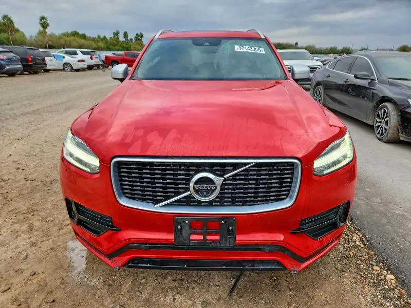 2017 VOLVO XC90 T5  