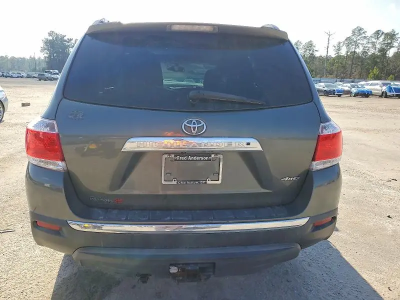 2012 TOYOTA HIGHLANDER LIMITED  