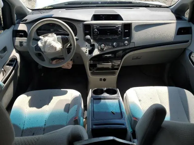 2012 TOYOTA SIENNA LE  