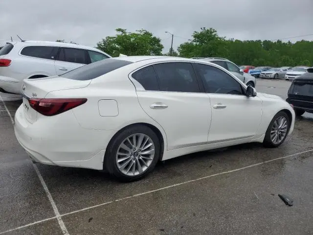 2021 INFINITI Q50 LUXE  