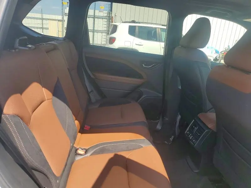 2025 SUBARU FORESTER TOURING  