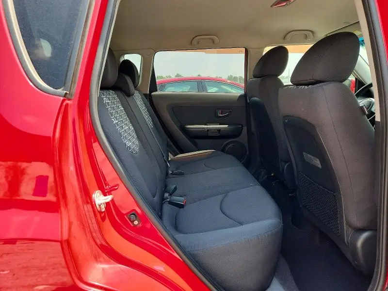 2011 KIA SOUL +  