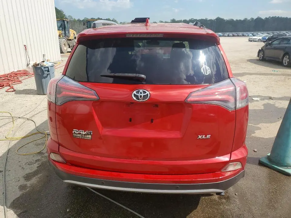2017 TOYOTA RAV4 XLE  