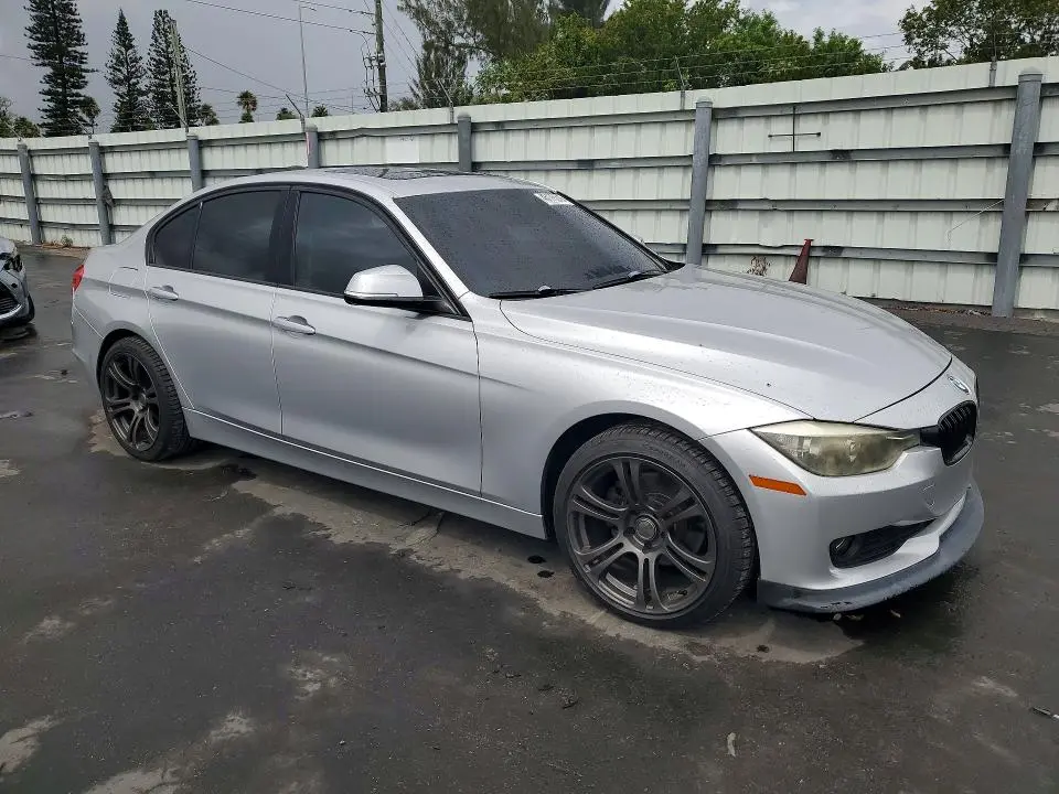 2015 BMW 320 I  