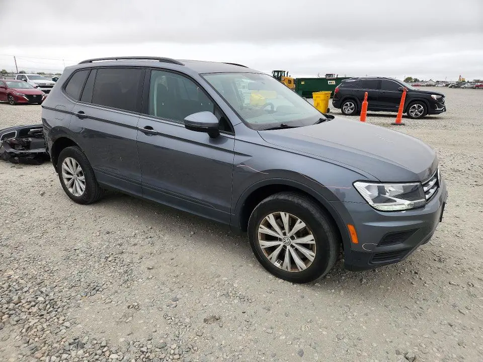 2020 VOLKSWAGEN TIGUAN S  