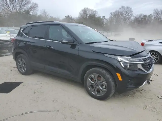 2024 KIA SELTOS S