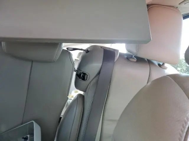 2011 TOYOTA SIENNA XLE  