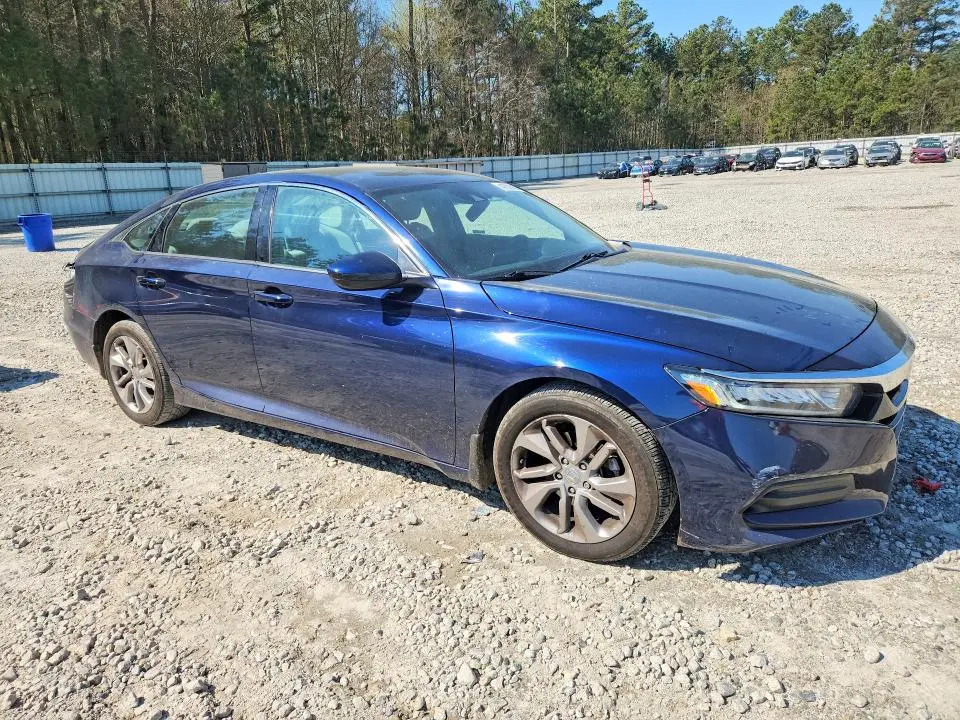 2020 HONDA ACCORD LX  