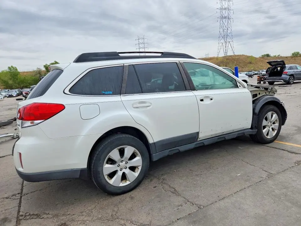 2010 SUBARU OUTBACK 2.5I LIMITED  