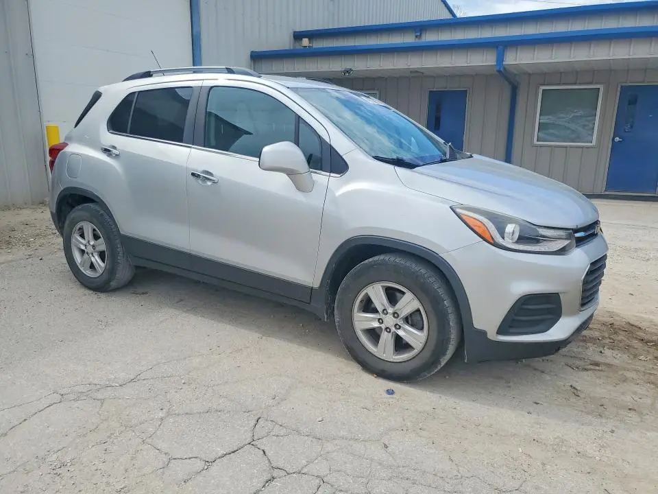 2017 CHEVROLET TRAX 1LT  
