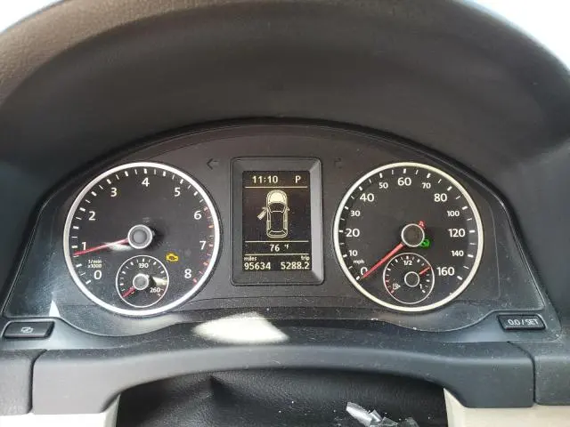 2011 VOLKSWAGEN TIGUAN S  