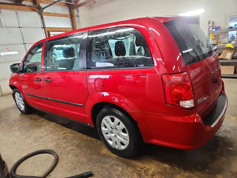 2015 DODGE GRAND CARAVAN SE  