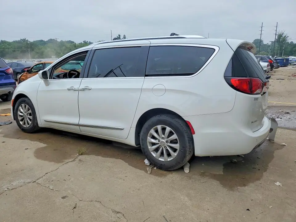 2019 CHRYSLER PACIFICA TOURING L  