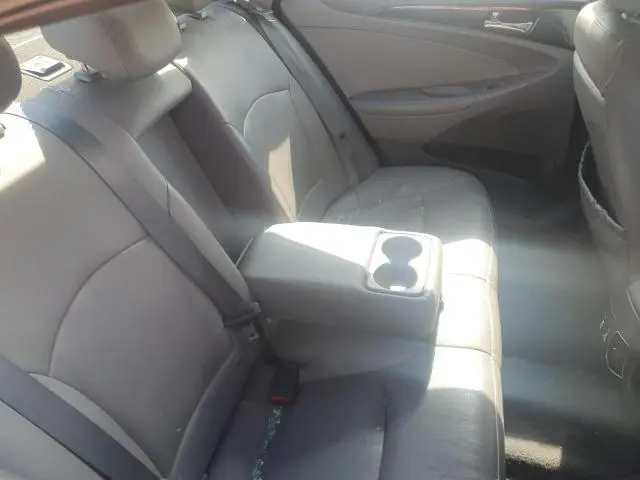 2011 HYUNDAI SONATA SE  
