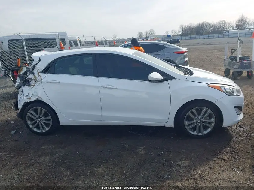 2017 HYUNDAI ELANTRA GT  
