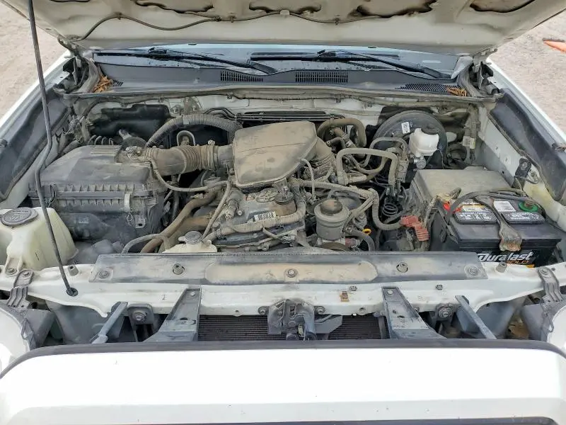 2021 TOYOTA TACOMA SR  