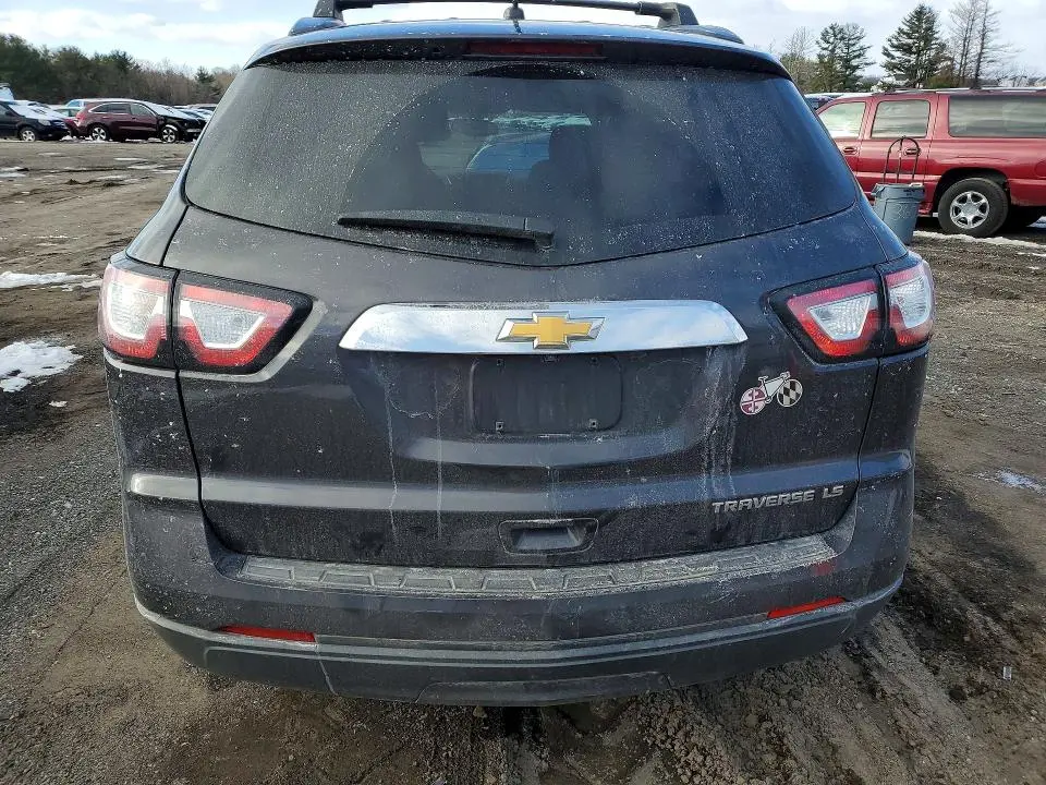 2015 CHEVROLET TRAVERSE LS  