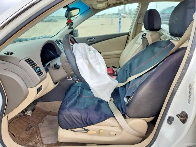 2010 NISSAN ALTIMA SR  