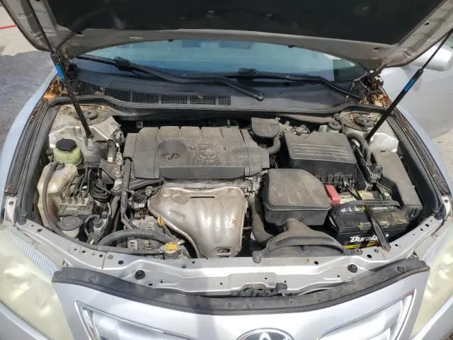 2011 TOYOTA CAMRY BASE  