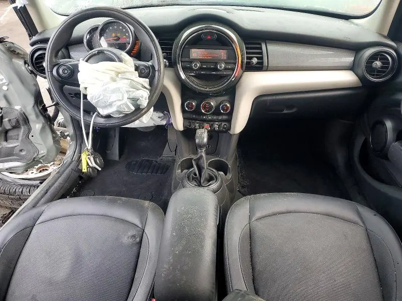 2016 MINI COOPER   