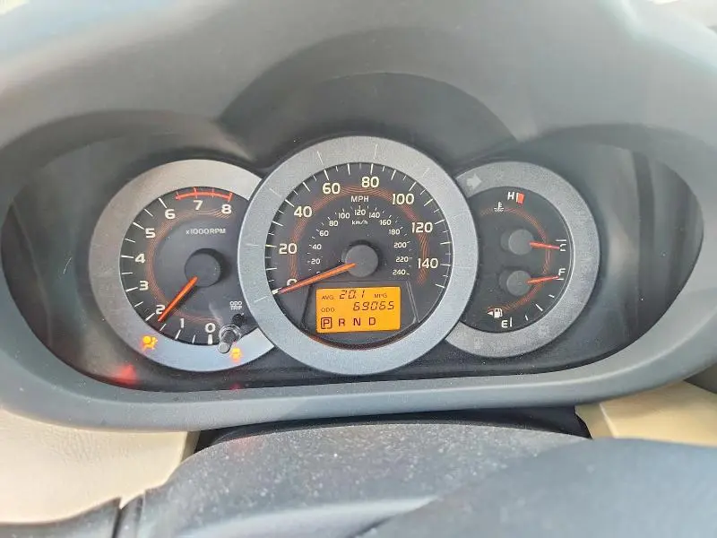 2010 TOYOTA RAV4 LIMITED  