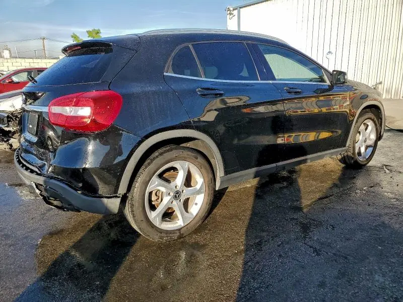 2018 MERCEDES-BENZ GLA 250  