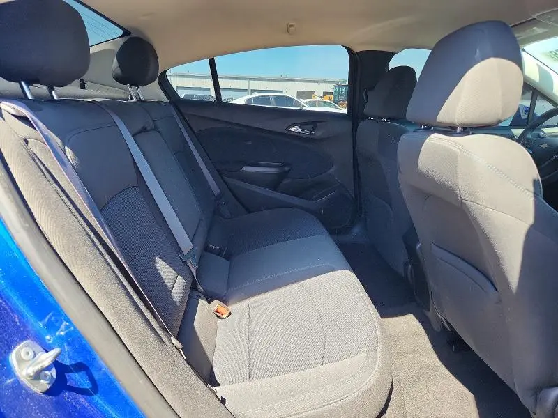 2016 CHEVROLET CRUZE LT  