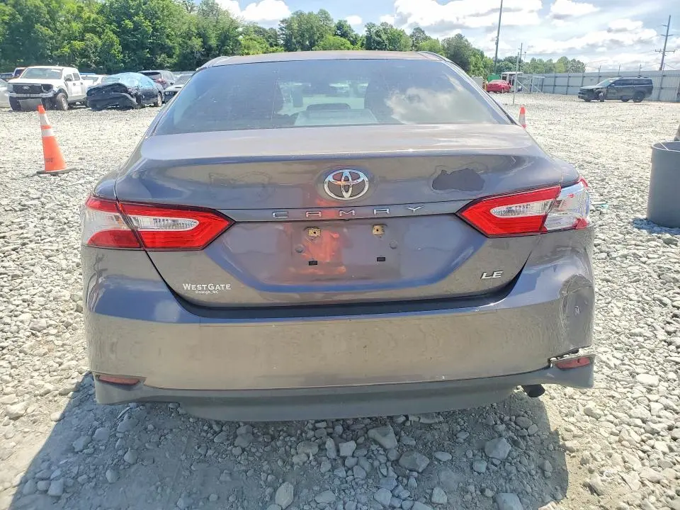 2018 TOYOTA CAMRY LE  