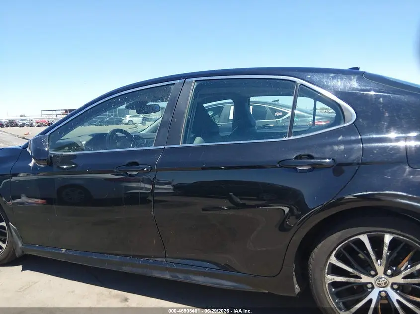 2020 TOYOTA CAMRY SE AWD