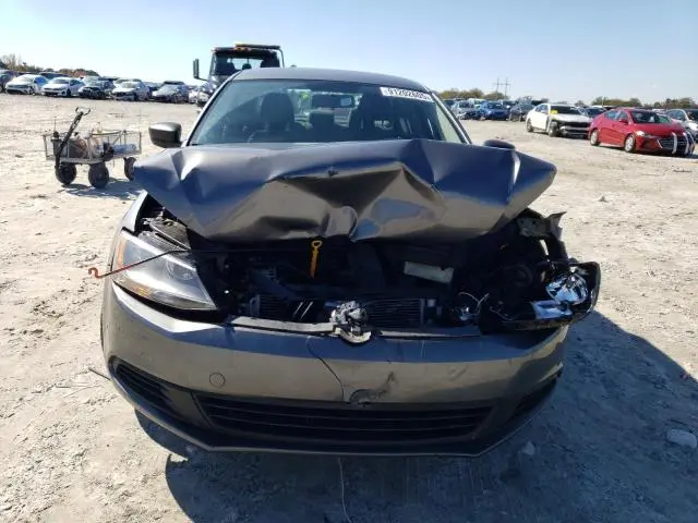 2011 VOLKSWAGEN JETTA BASE  