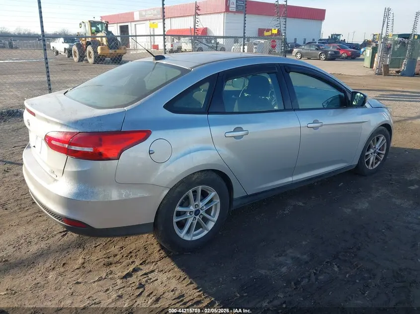 2015 FORD FOCUS SE