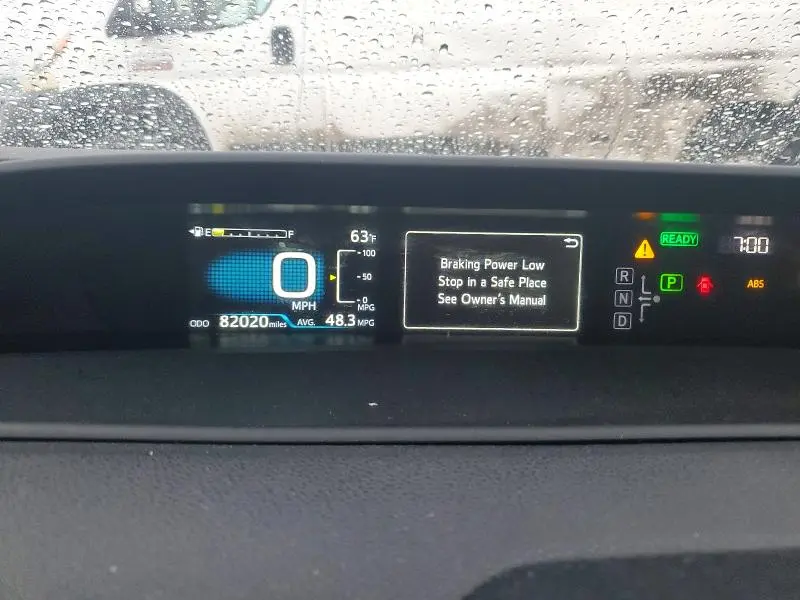 2021 TOYOTA PRIUS LE  