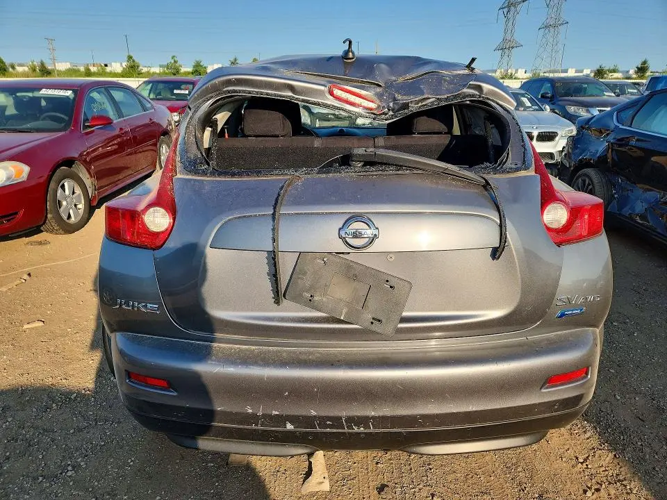 2014 NISSAN JUKE SV  