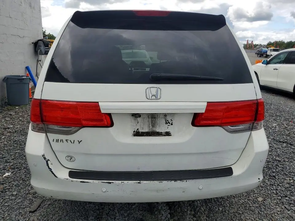 2010 HONDA ODYSSEY LX  