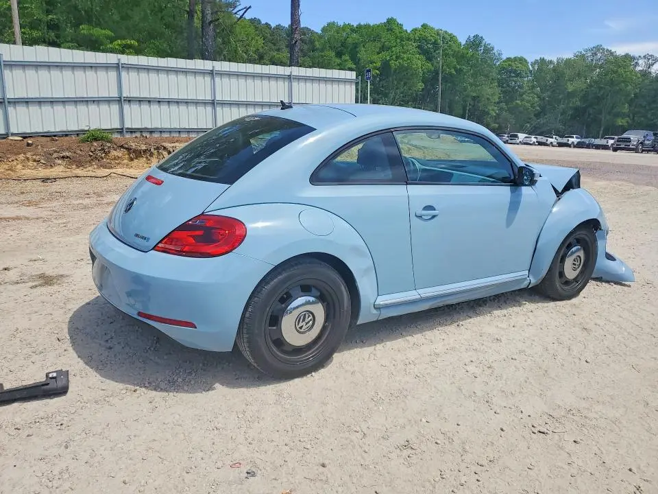 2013 VOLKSWAGEN BEETLE   