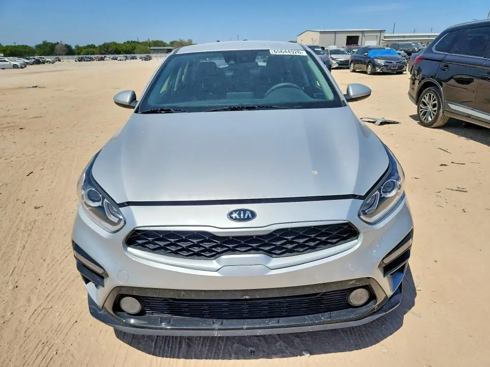 2019 KIA FORTE LXS  
