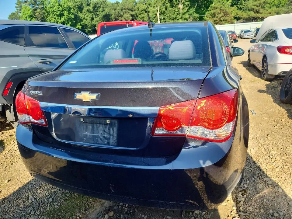 2013 CHEVROLET CRUZE LS  