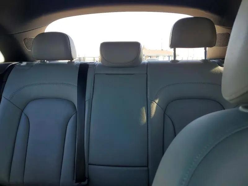 2016 AUDI Q3 PRESTIGE  