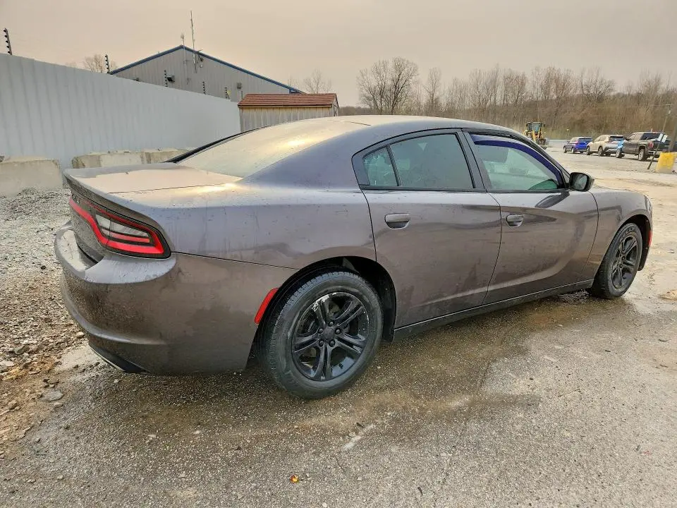 2015 DODGE CHARGER SE  