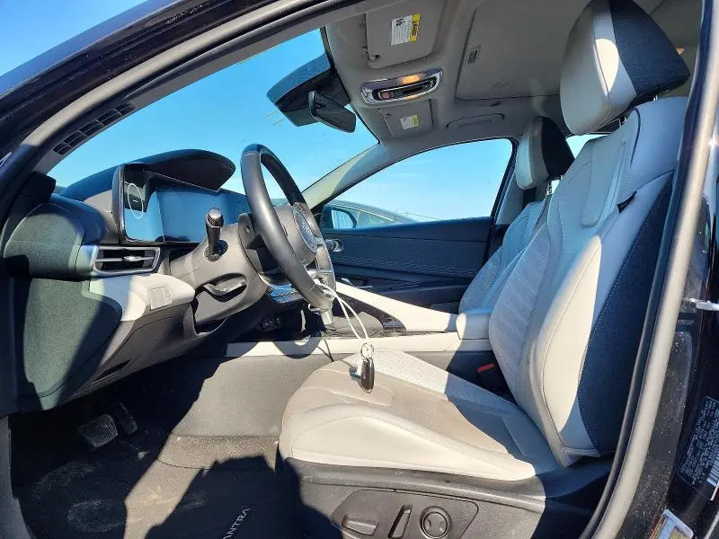 2022 HYUNDAI ELANTRA LIMITED  