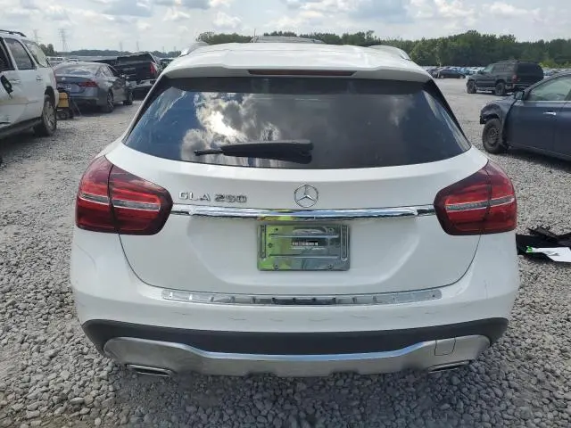 2020 MERCEDES-BENZ GLA 250  