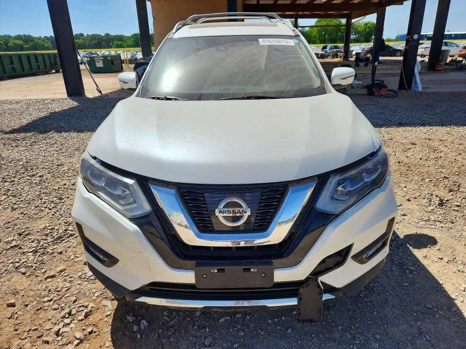 2017 NISSAN ROGUE SL  