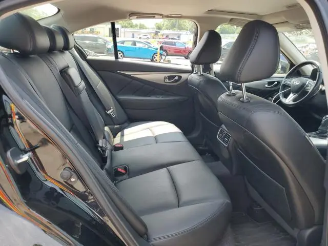 2019 INFINITI Q50 LUXE  