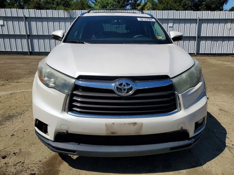 2015 TOYOTA HIGHLANDER XLE  