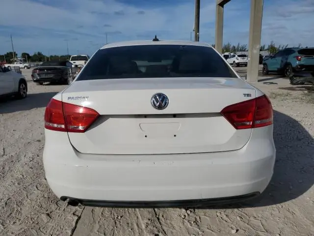 2015 VOLKSWAGEN PASSAT S  
