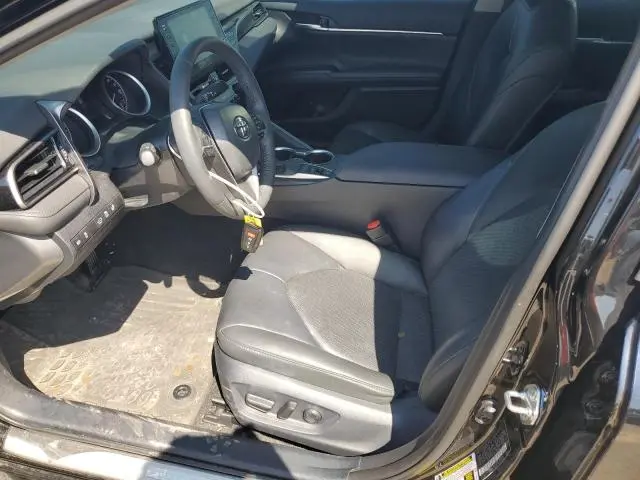 2024 TOYOTA CAMRY XLE  