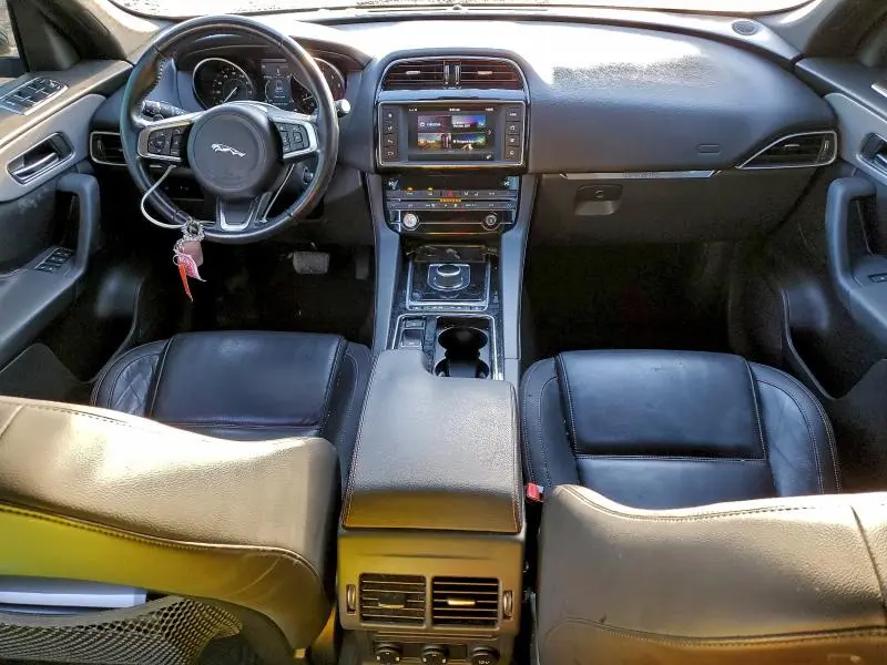 2018 JAGUAR F-PACE PRESTIGE  