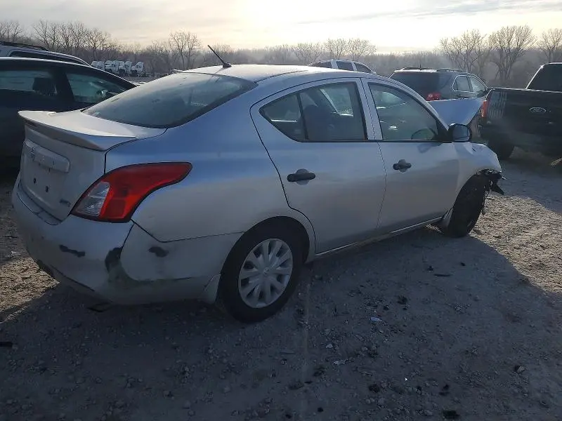 2013 NISSAN VERSA S  